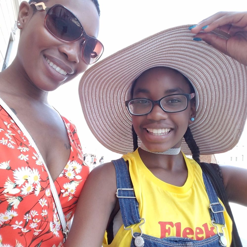 Meet your Posher, Mya